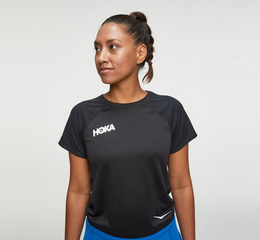 Hoka One One Performance Utility Ss - Women Tops - Black,Australia IYP-139560